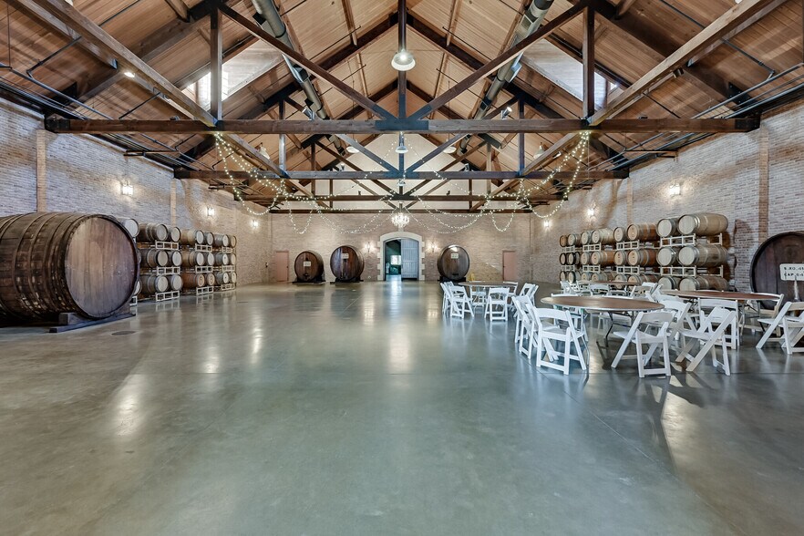 More Photos Of 2000 Champagne Blvd, Grapevine Specialty For Sale