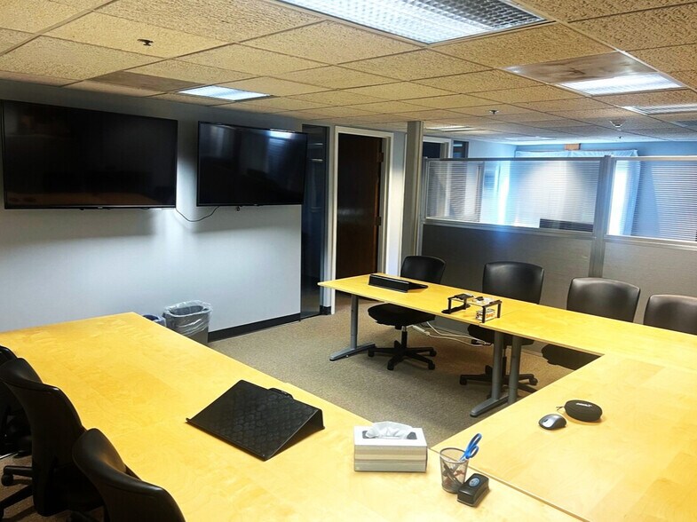 More Photos Of 490 Virginia Rd, Concord Office For Lease