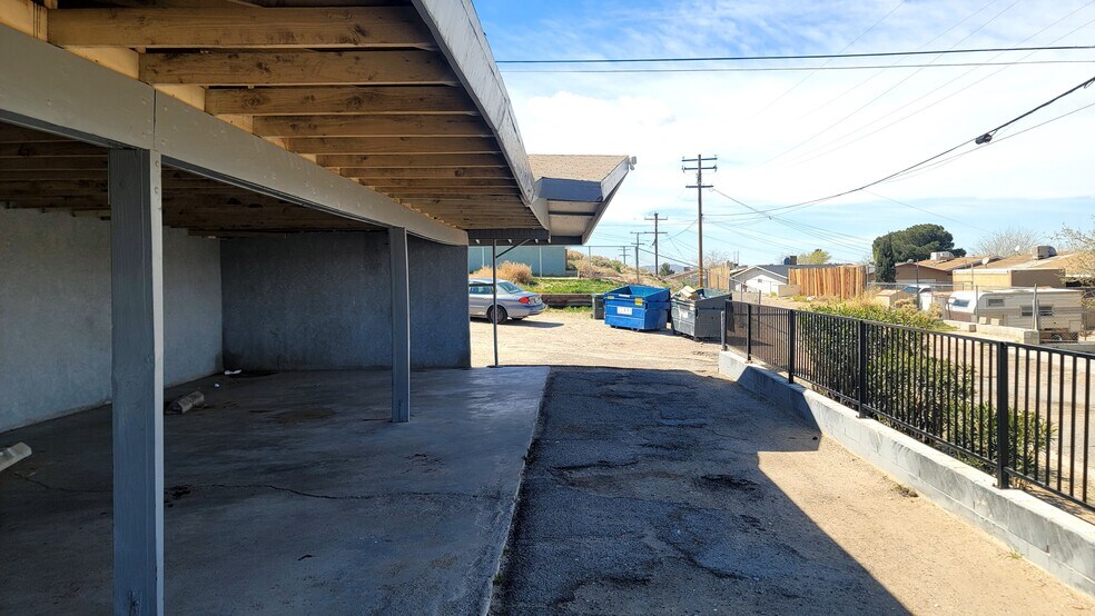 More Photos Of 204 Woodham Ave, Barstow Apartments For Sale