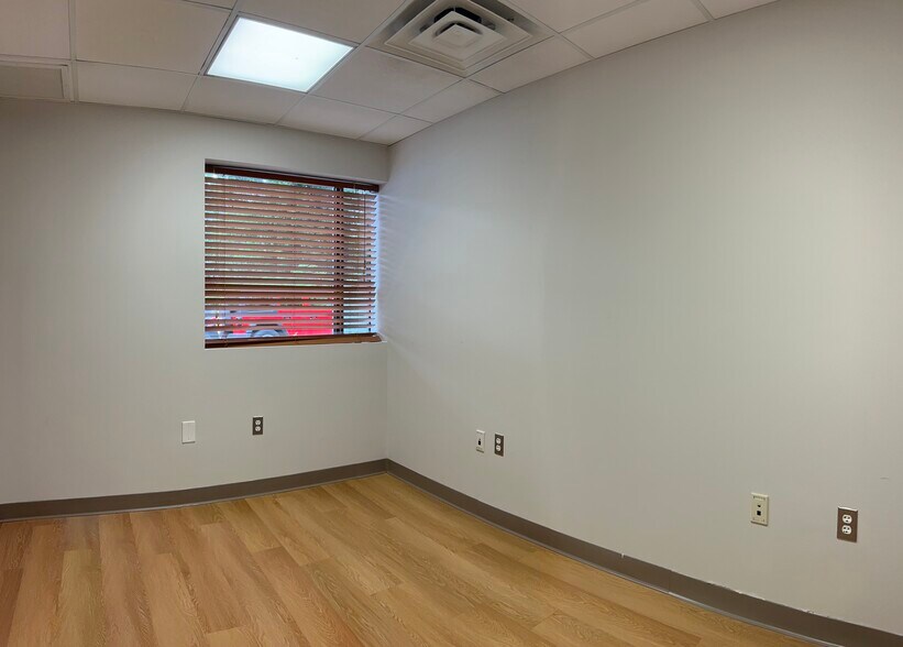 More Photos Of 313 South Ave, Fanwood Medical For Lease