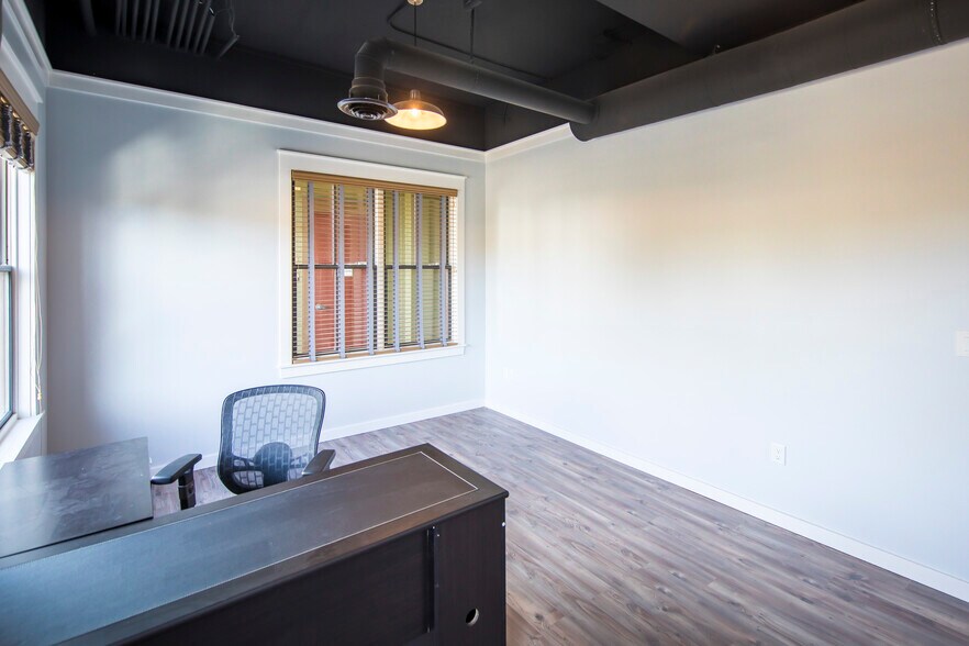More Photos Of 2050 W County Hwy 30A, Santa Rosa Beach Apartments For Sale