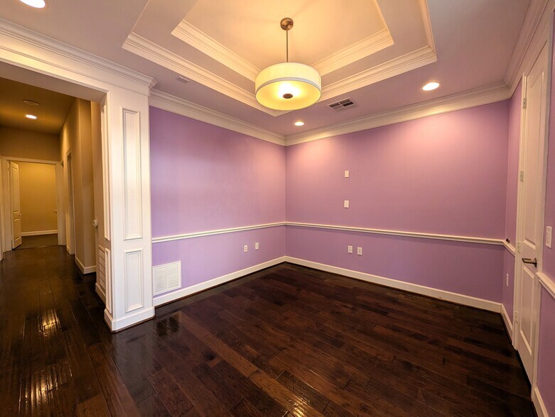 More Photos Of 5757 Flewellen Oaks Ln, Fulshear Business Park For Lease