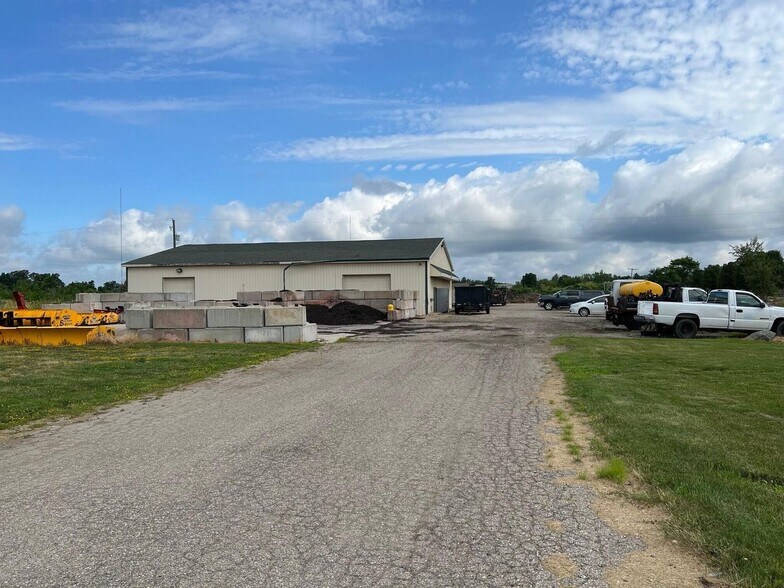 More Photos Of 9651 42nd Ave, Jenison Warehouse For Sale