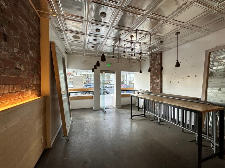More Photos Of 6333 Wilshire Blvd, Los Angeles Medical For Lease