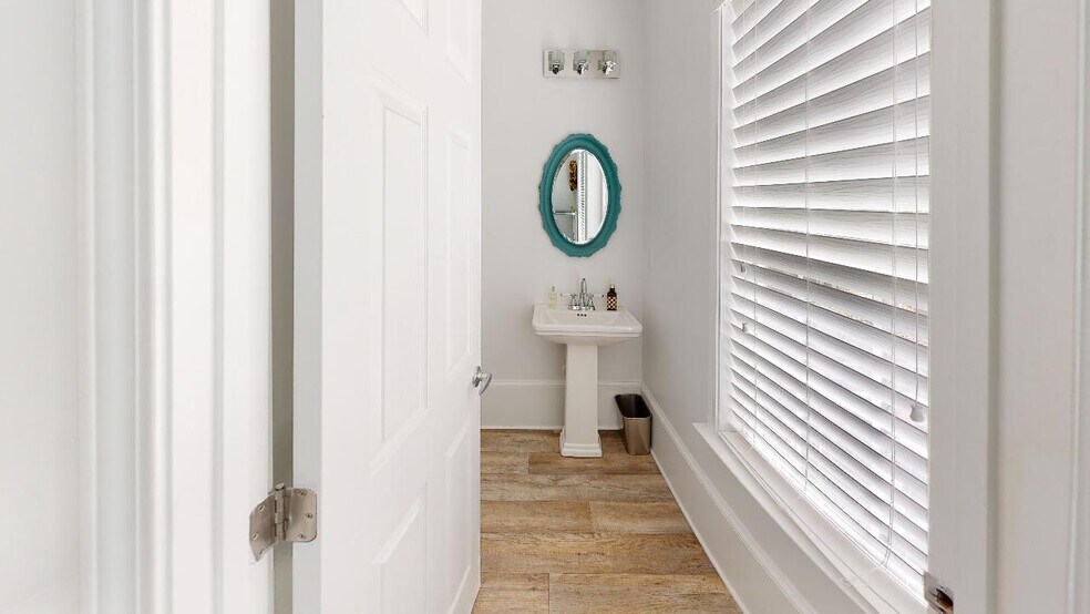 More Photos Of 9010 Main St, Woodstock Freestanding For Sale