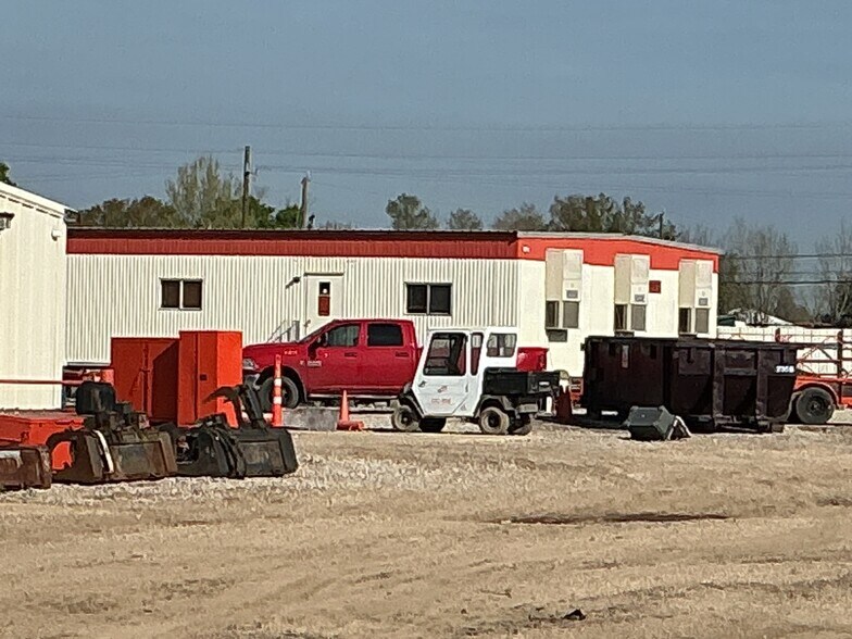 More Photos Of 3021 Hwy 190 W, Port Allen Land For Lease