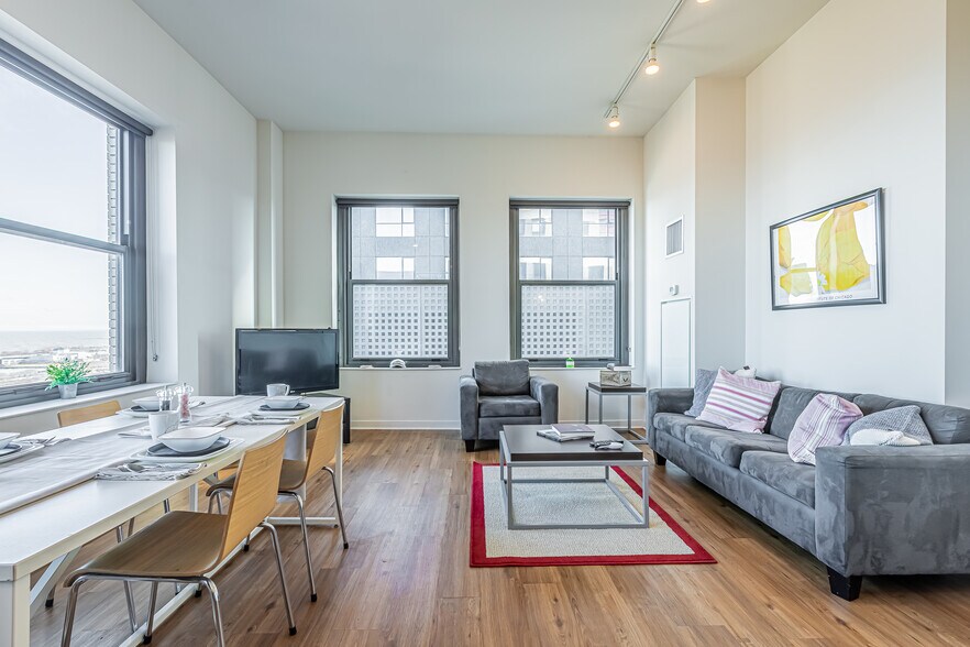 More Photos Of 59 E Van Buren St, Chicago Apartments For Lease