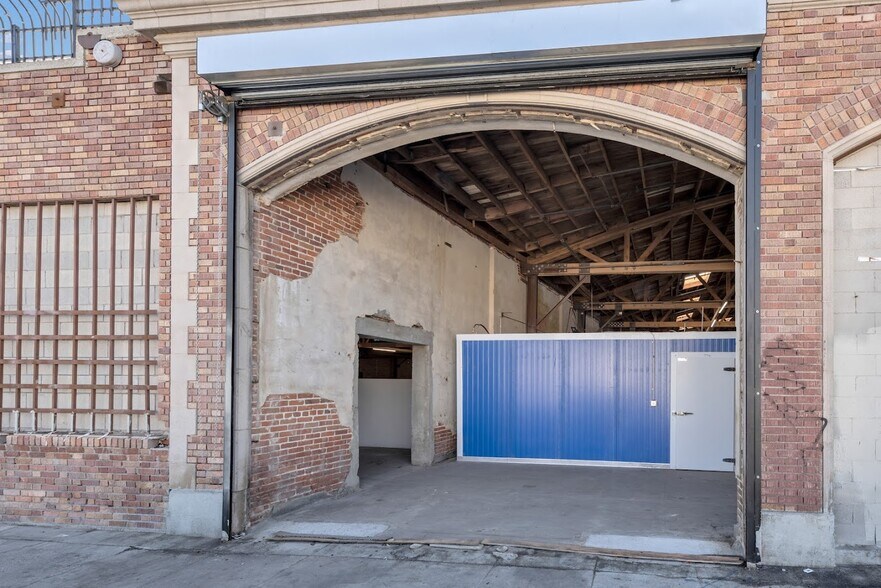 More Photos Of 707 E 7th St, Los Angeles Manufacturing For Lease