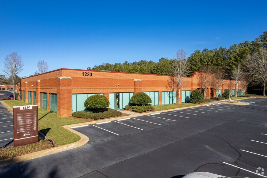 More Photos Of 1235 Old Alpharetta Rd, Alpharetta Light Distribution For Lease