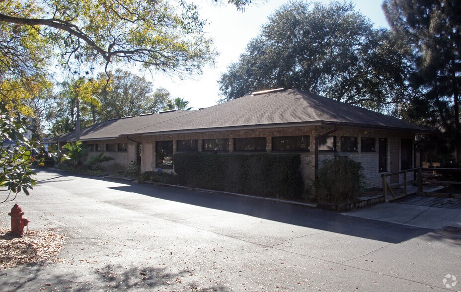 More Photos Of 1258 W Bay Dr, Largo Medical For Lease