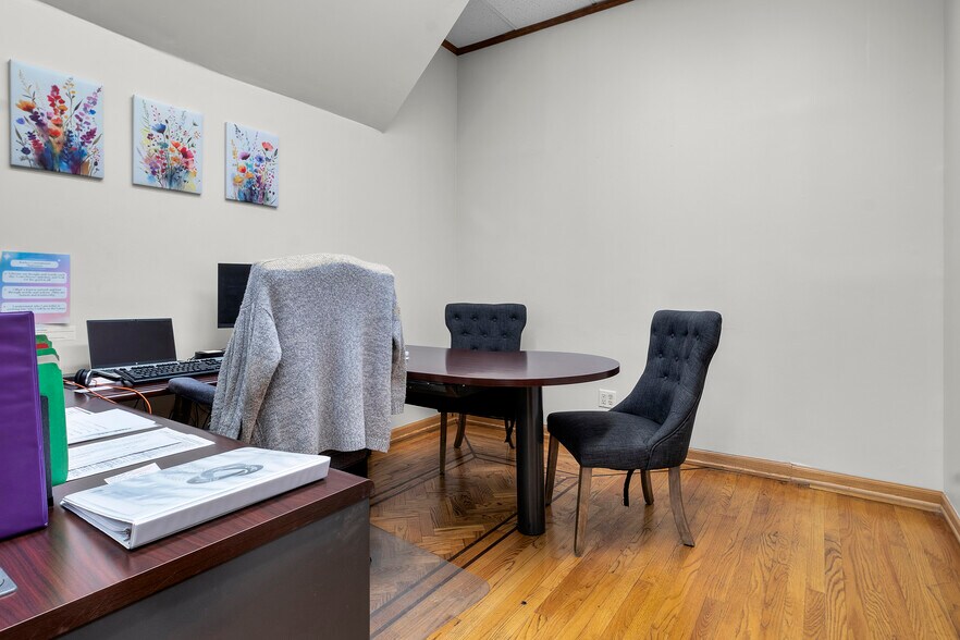 More Photos Of 14 W Main St, Carmel Storefront Retail Office For Sale