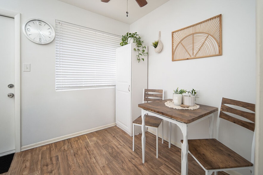 More Photos Of 3517 E Montecito Ave, Phoenix Apartments For Sale