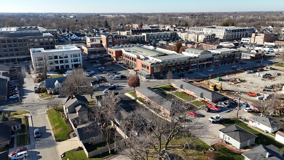 More Photos Of 231 S Rangeline Rd, Carmel Loft Creative Space For Lease