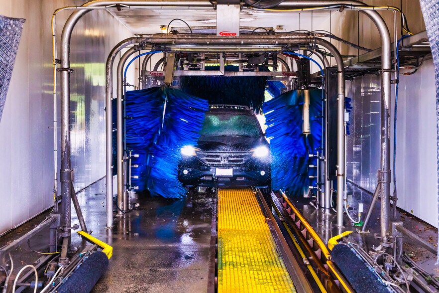 More Photos Of 8675 Limonite Ave, Jurupa Valley Carwash For Sale