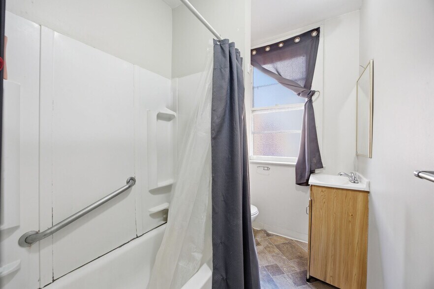 More Photos Of 1712 Termon Ave, Pittsburgh Assisted Living For Sale