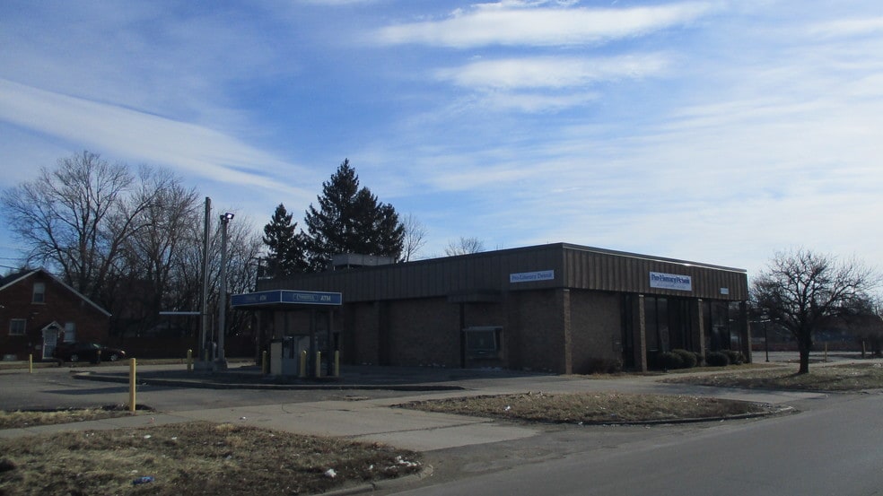 More Photos Of 12300 Morang Rd, Detroit Bank For Lease