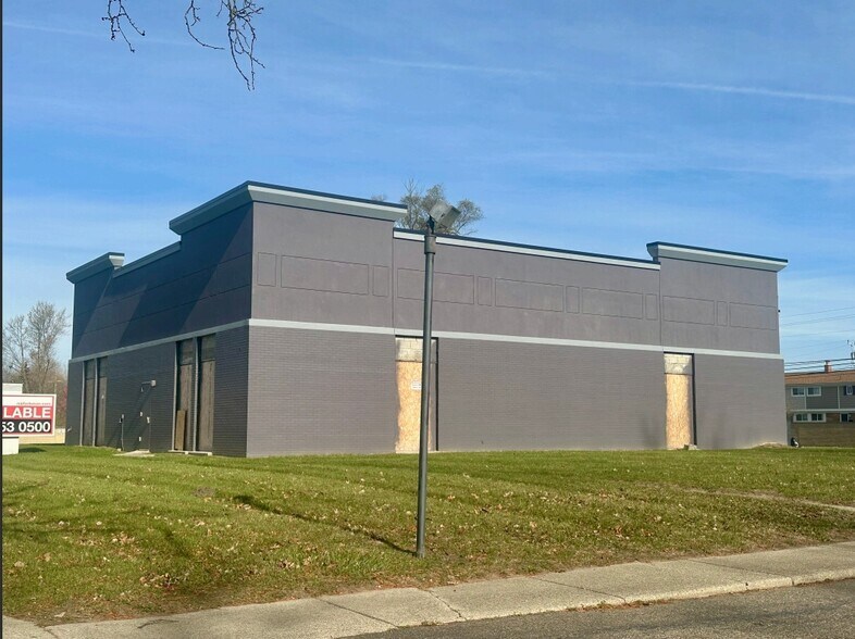 More Photos Of 4811 Venoy Rd, Wayne Medical For Sale