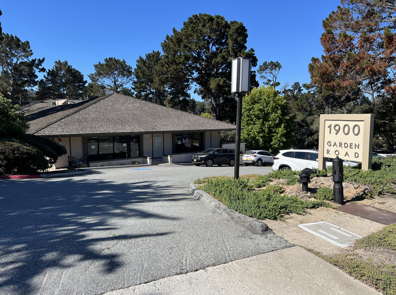 Primary Photo Of 1900 Garden Rd, Monterey Office For Lease