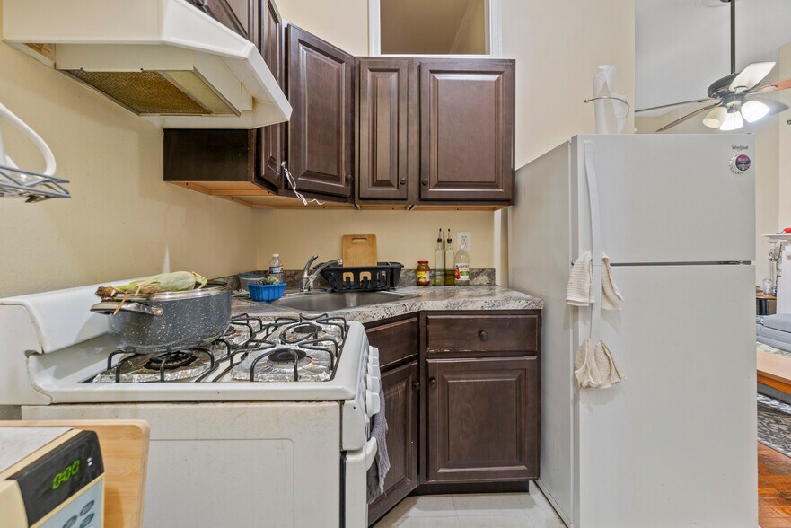 More Photos Of , Baltimore Multifamily For Sale