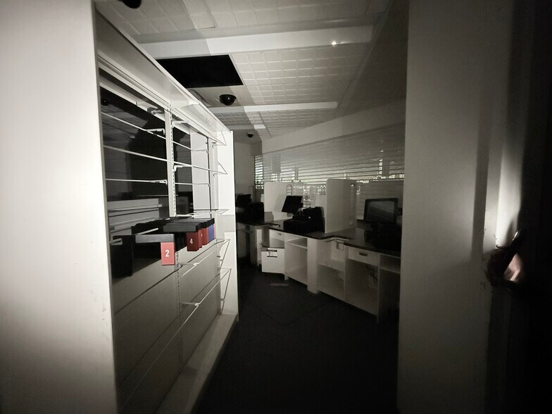 More Photos Of 350 Niagara St, Buffalo Drugstore For Lease