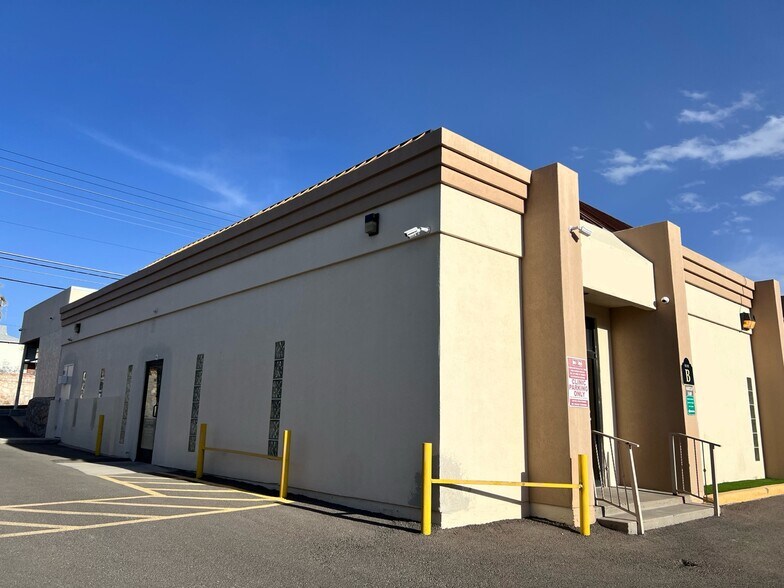 More Photos Of 1900 N Mesa St, El Paso Medical For Lease