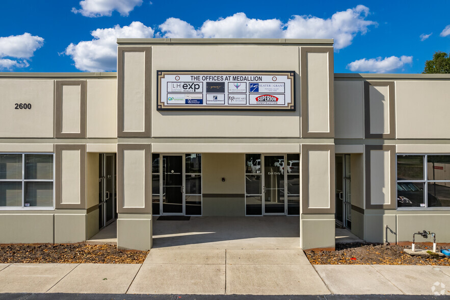 Primary Photo Of 2600 Cypress Ridge Blvd, Wesley Chapel Office For Lease