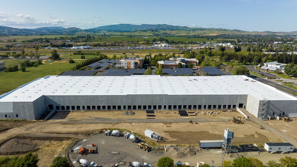 More Photos Of 2725 Low Ct, Fairfield Distribution For Lease