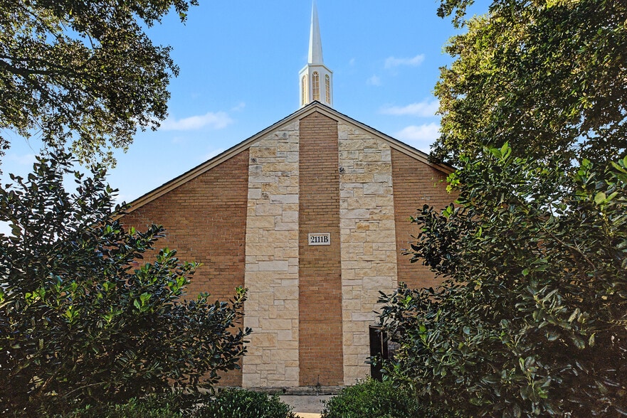 More Photos Of 2111 Skyline Dr, Mesquite Religious Facility For Sale