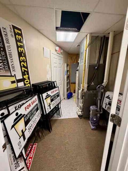 More Photos Of 253 Three Springs Dr, Weirton Flex For Lease