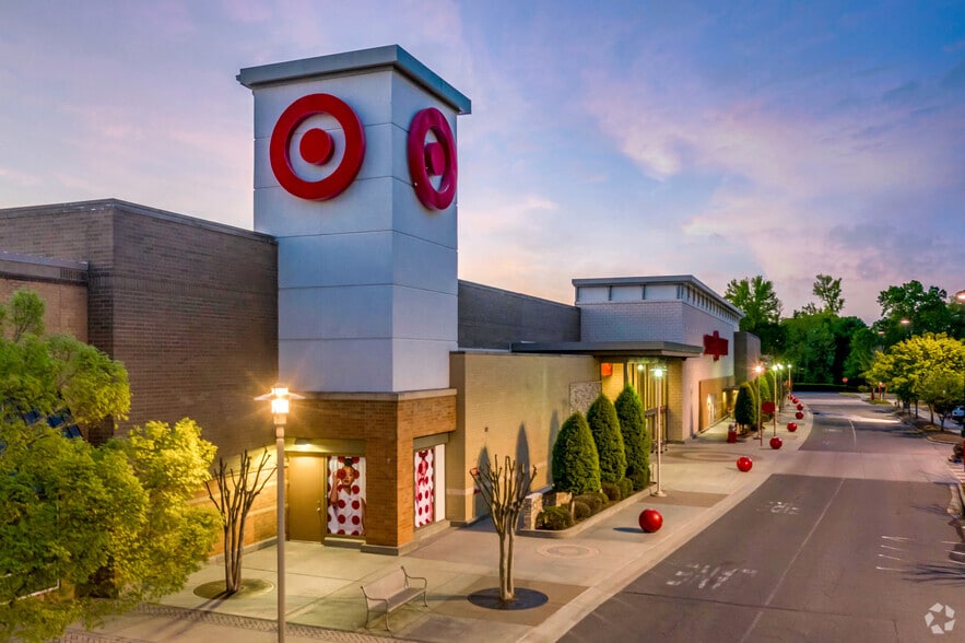 More Photos Of 12801 S Tyron St, Charlotte Unknown For Lease