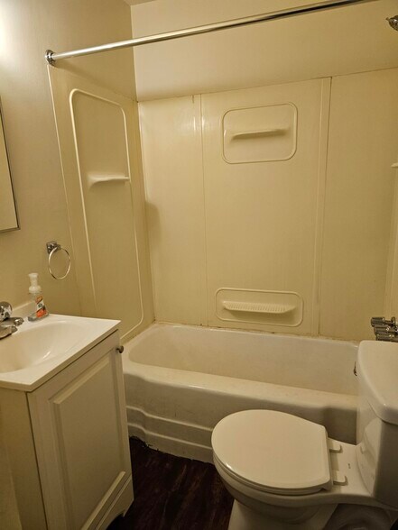 More Photos Of 5335 Delmar Blvd, Saint Louis Apartments For Sale