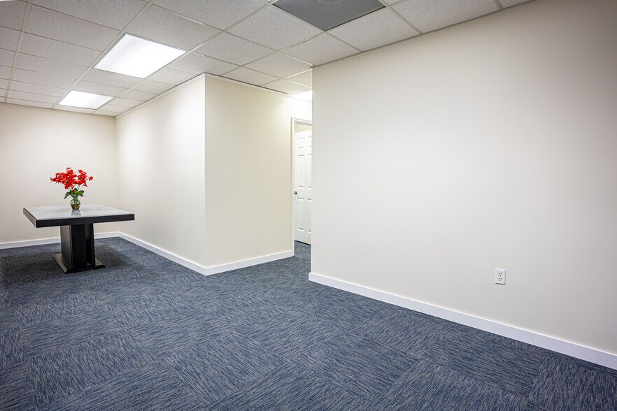 More Photos Of 3201 N Federal Hwy, Oakland Park Medical For Lease