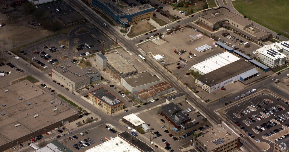 More Photos Of 1015 Glenwood Ave, Minneapolis Office Residential For Lease