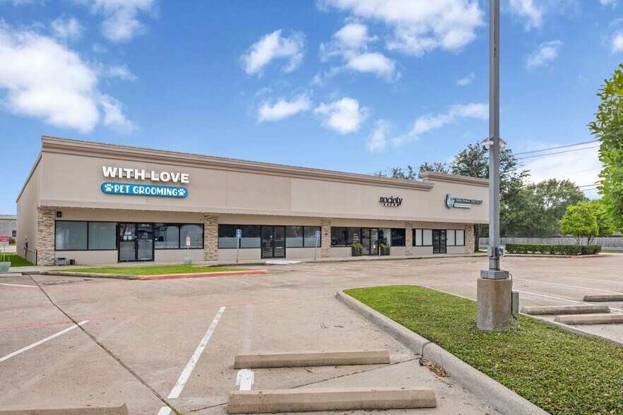 More Photos Of 391 Columbia Memorial Pky, League City Unknown For Lease