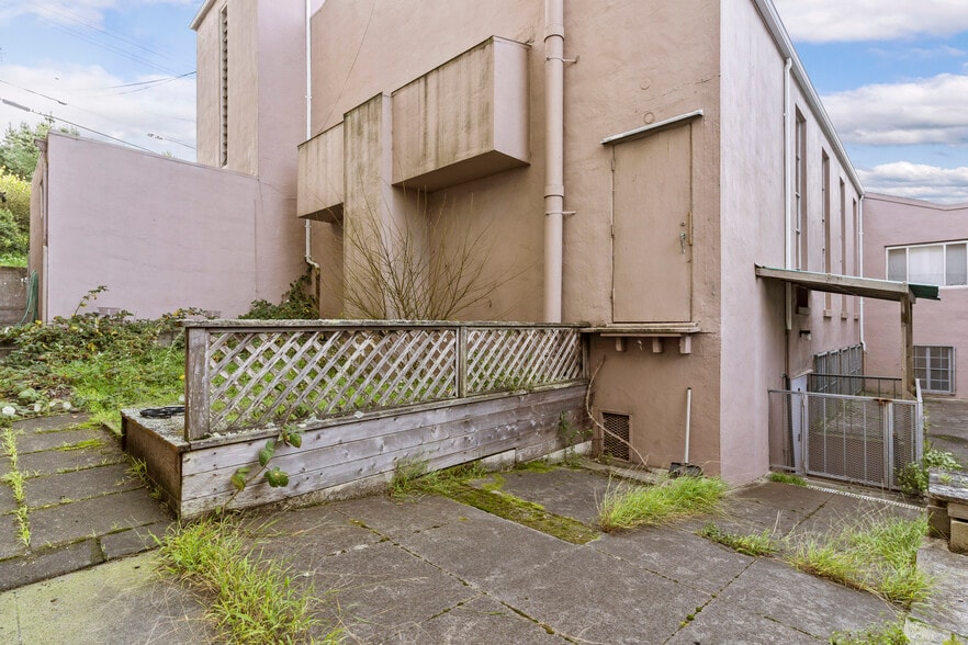 More Photos Of 6555 Geary Blvd, San Francisco Religious Facility For Sale