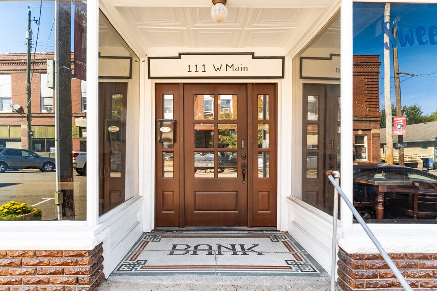 More Photos Of 111 W Main St, Bremen Storefront Retail Residential For Sale