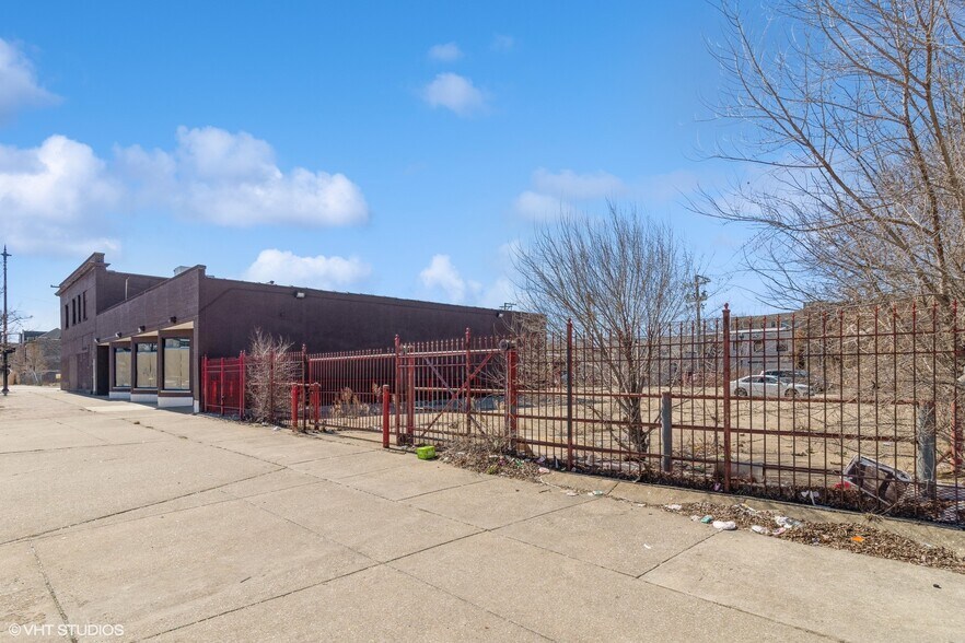 More Photos Of 4650 S Indiana Ave, Chicago Storefront For Lease