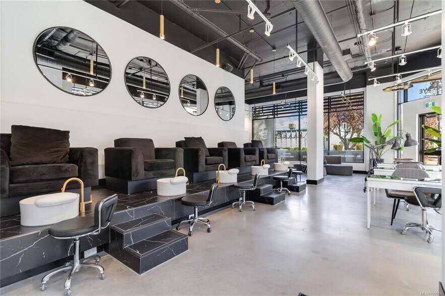 More Photos Of 2471 Sidney Av, Sidney Apartments For Sale