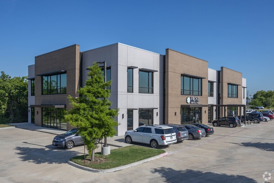 More Photos Of 8540 Broadway St, Pearland Medical For Lease