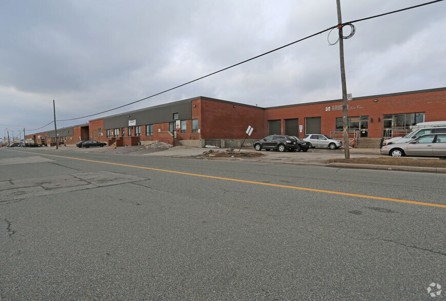 More Photos Of 763 Warden Ave, Toronto Warehouse For Lease