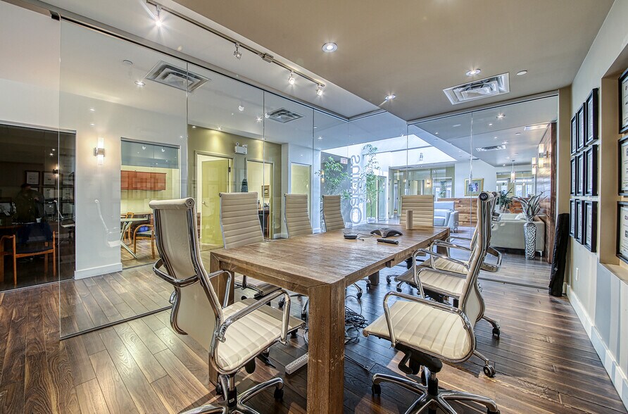 More Photos Of 418 Rue Sherbrooke E, Montréal Loft Creative Space For Sale