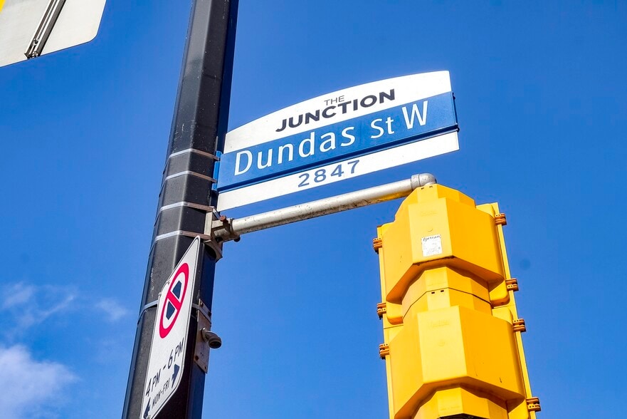 More Photos Of 369 Keele St, Toronto Restaurant For Lease