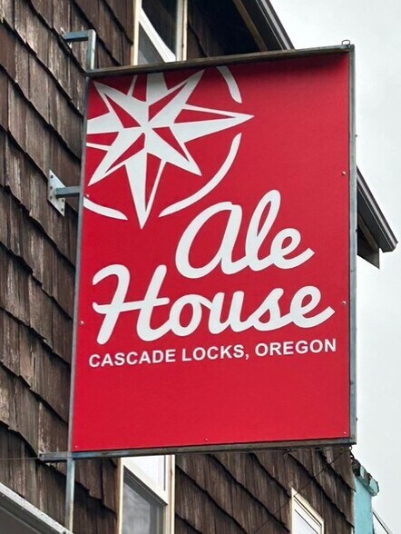 More Photos Of 500 Wanapa, Cascade Locks Restaurant For Sale