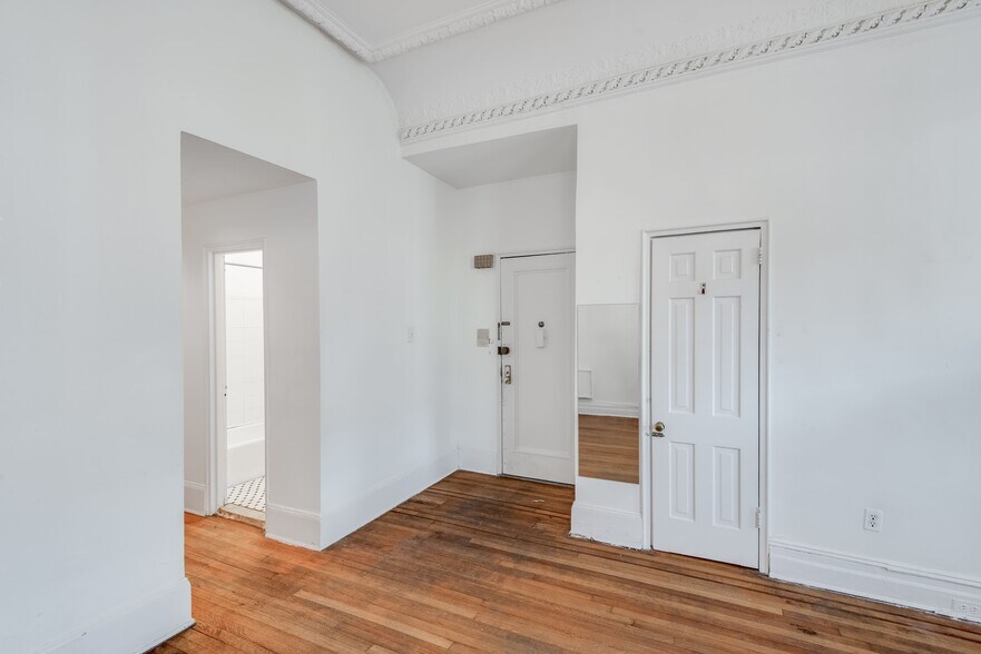 More Photos Of 324 Park Pl, Brooklyn Apartments For Sale