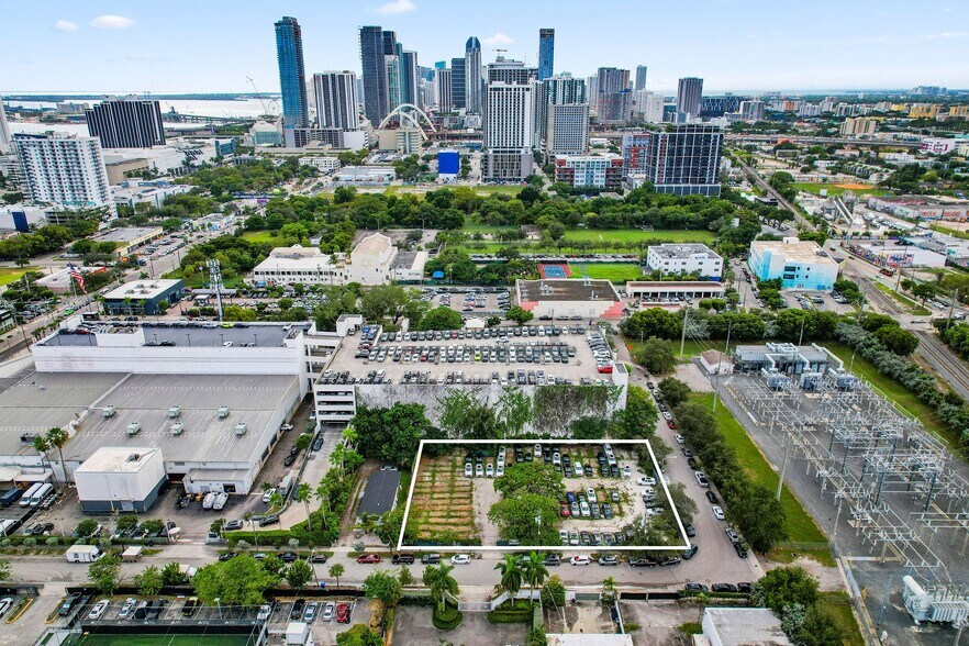 More Photos Of 100-118 NE 21st St, Miami Land For Sale