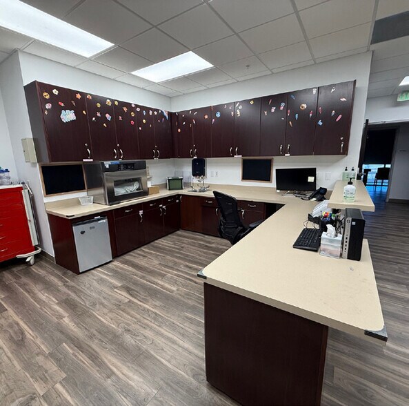 More Photos Of 909 E 9400 S, Sandy Medical For Lease