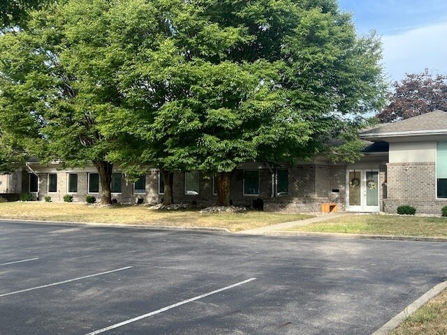 More Photos Of 5963 Kentshire Dr, Kettering Medical For Lease