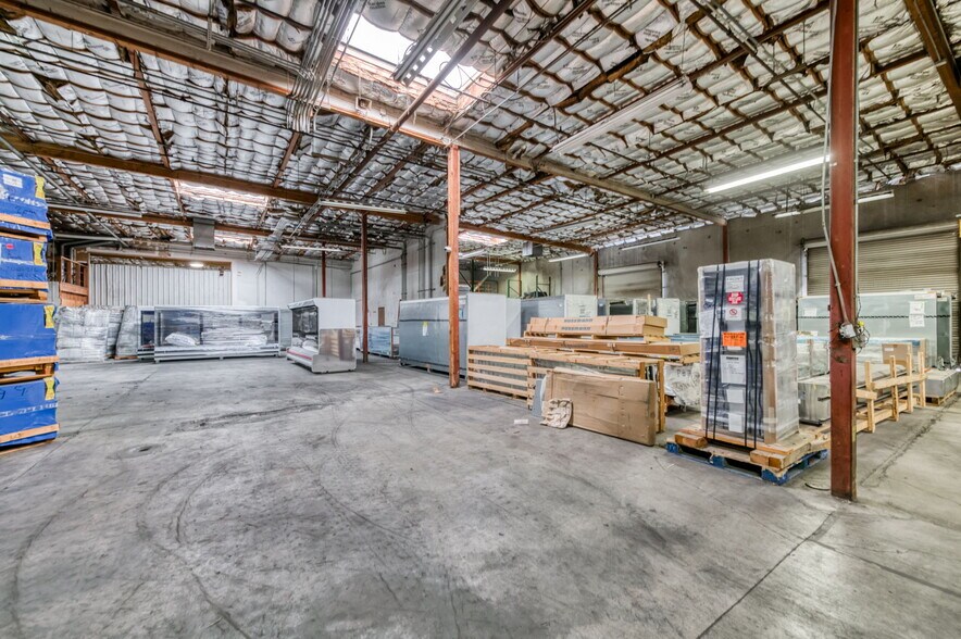 More Photos Of 5333 N Cornelia Ave, Fresno Warehouse For Sale