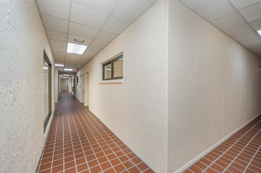 More Photos Of 3000 N Atlantic Ave, Cocoa Beach Office For Lease