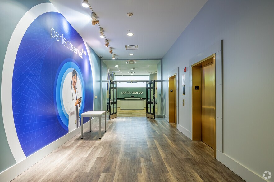 More Photos Of 2095 Lakeside Centre Way, Knoxville Office For Lease